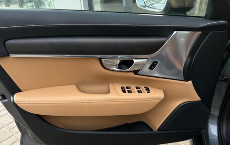 Volvo V90 Cross Country I рестайлинг, 2019 год, 4 090 000 рублей, 5 фотография