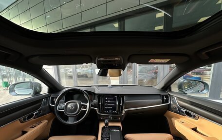 Volvo V90 Cross Country I рестайлинг, 2019 год, 4 090 000 рублей, 13 фотография
