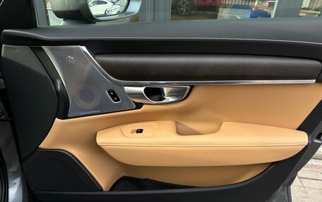 Volvo V90 Cross Country I рестайлинг, 2019 год, 4 090 000 рублей, 16 фотография