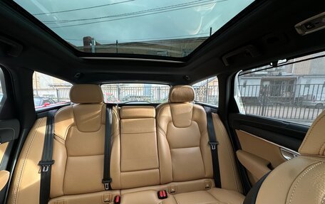 Volvo V90 Cross Country I рестайлинг, 2019 год, 4 090 000 рублей, 25 фотография