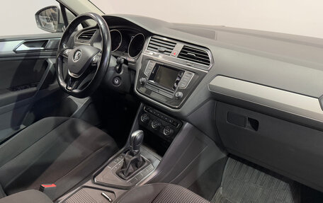 Volkswagen Tiguan II, 2017 год, 1 879 000 рублей, 8 фотография