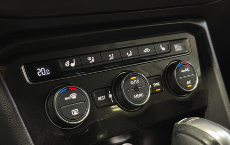 Volkswagen Tiguan II, 2017 год, 1 879 000 рублей, 16 фотография