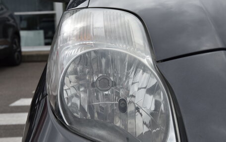 Toyota Yaris III рестайлинг, 2010 год, 550 000 рублей, 11 фотография