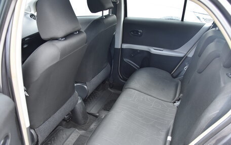 Toyota Yaris III рестайлинг, 2010 год, 550 000 рублей, 16 фотография