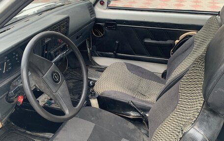 Opel Kadett D, 1980 год, 110 000 рублей, 6 фотография