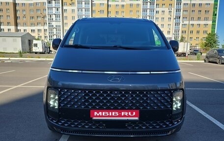 Hyundai Staria, 2022 год, 5 400 000 рублей, 2 фотография