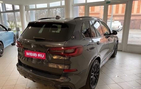 BMW X5, 2020 год, 9 000 000 рублей, 3 фотография