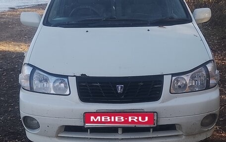 Nissan Liberty, 2000 год, 400 000 рублей, 1 фотография