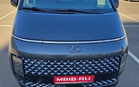 Hyundai Staria, 2022 год, 5 400 000 рублей, 8 фотография