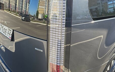 Hyundai Staria, 2022 год, 5 400 000 рублей, 11 фотография