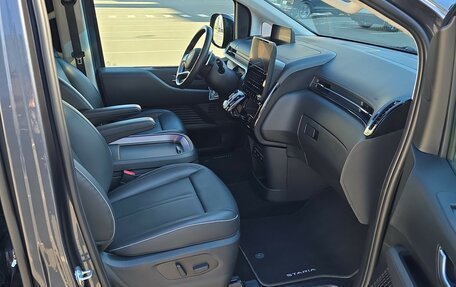 Hyundai Staria, 2022 год, 5 400 000 рублей, 16 фотография