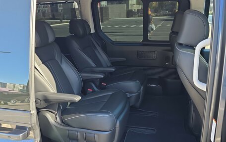 Hyundai Staria, 2022 год, 5 400 000 рублей, 20 фотография