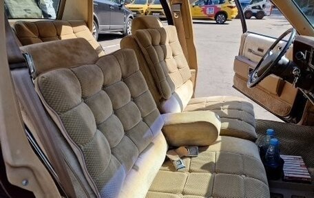 Oldsmobile Eighty-Eight VIII, 1985 год, 3 150 000 рублей, 23 фотография