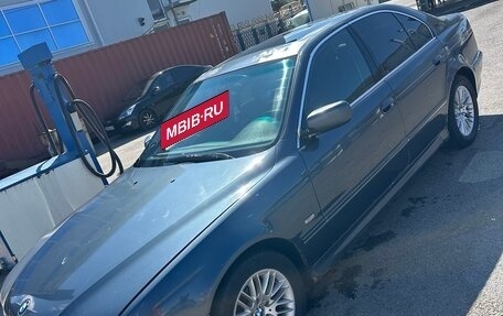 BMW 5 серия, 2002 год, 550 000 рублей, 2 фотография