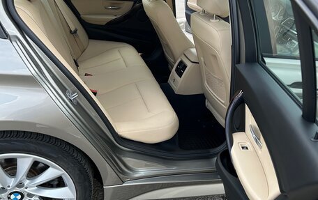 BMW 3 серия, 2018 год, 2 550 000 рублей, 12 фотография