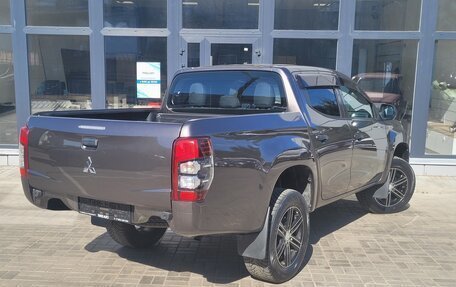 Mitsubishi L200 IV рестайлинг, 2019 год, 2 050 000 рублей, 4 фотография