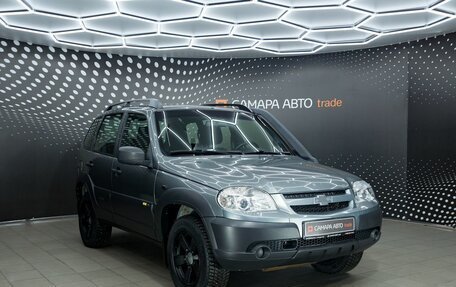 Chevrolet Niva I рестайлинг, 2017 год, 650 000 рублей, 3 фотография