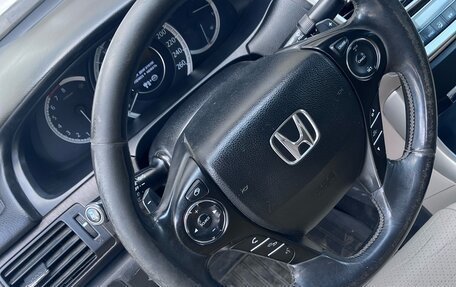 Honda Accord IX рестайлинг, 2013 год, 1 590 000 рублей, 7 фотография