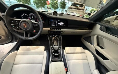 Porsche 911, 2025 год, 30 600 000 рублей, 8 фотография