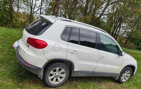 Volkswagen Tiguan I, 2011 год, 830 000 рублей, 3 фотография