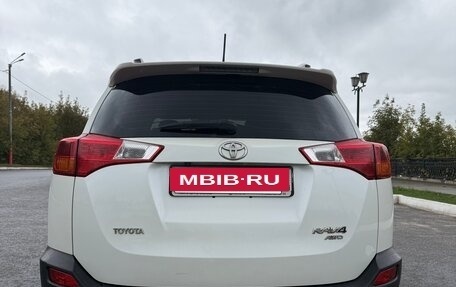 Toyota RAV4, 2014 год, 1 750 000 рублей, 2 фотография