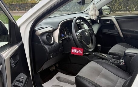 Toyota RAV4, 2014 год, 1 750 000 рублей, 9 фотография