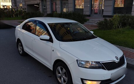 Skoda Rapid I, 2014 год, 650 000 рублей, 2 фотография