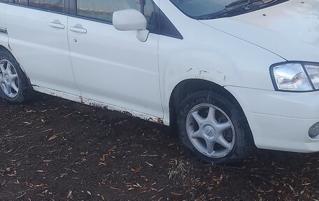Nissan Liberty, 2000 год, 400 000 рублей, 2 фотография