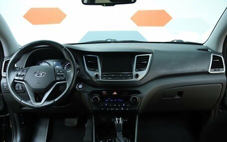 Hyundai Tucson III, 2018 год, 1 870 000 рублей, 15 фотография