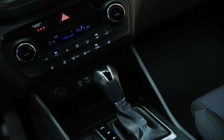 Hyundai Tucson III, 2018 год, 1 870 000 рублей, 14 фотография