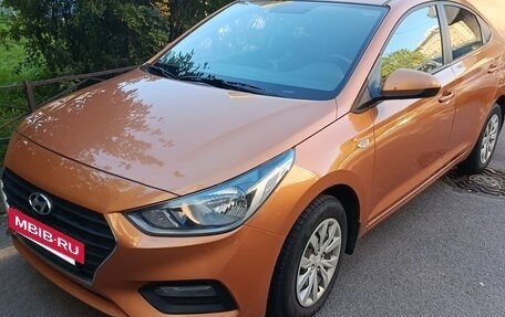 Hyundai Solaris II рестайлинг, 2018 год, 1 100 000 рублей, 3 фотография
