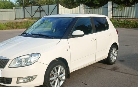 Skoda Fabia II, 2012 год, 585 000 рублей, 3 фотография