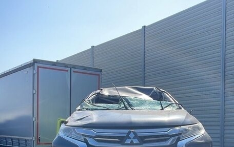 Mitsubishi Pajero Sport III рестайлинг, 2019 год, 800 000 рублей, 11 фотография