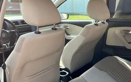 Volkswagen Polo VI (EU Market), 2012 год, 950 000 рублей, 13 фотография