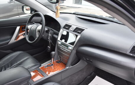 Toyota Camry, 2008 год, 980 000 рублей, 18 фотография