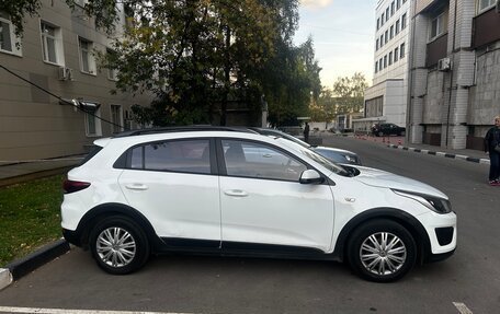 KIA Rio IV, 2018 год, 1 299 000 рублей, 3 фотография