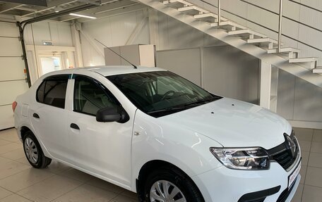 Renault Logan II, 2019 год, 944 000 рублей, 2 фотография