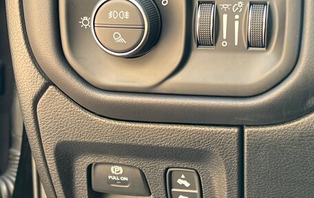 Dodge RAM IV, 2019 год, 11 600 000 рублей, 18 фотография