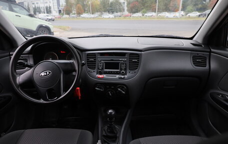 KIA Rio II, 2010 год, 442 770 рублей, 21 фотография