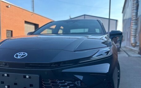 Toyota Camry, 2024 год, 3 870 000 рублей, 4 фотография