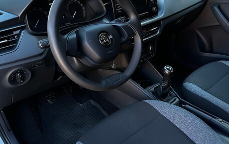 Skoda Rapid II, 2020 год, 1 225 000 рублей, 20 фотография