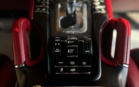 Porsche Cayenne III, 2015 год, 3 850 000 рублей, 20 фотография