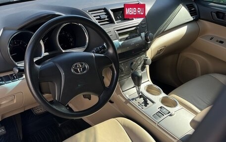 Toyota Highlander III, 2009 год, 1 900 000 рублей, 25 фотография