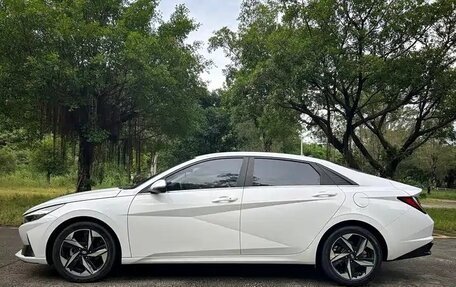 Hyundai Elantra, 2021 год, 1 380 000 рублей, 3 фотография