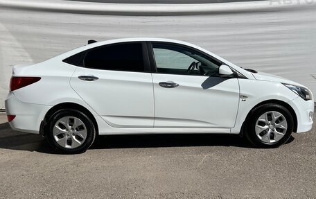 Hyundai Solaris II рестайлинг, 2014 год, 830 000 рублей, 3 фотография