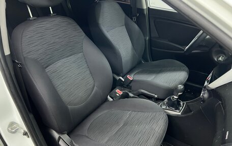 Hyundai Solaris II рестайлинг, 2014 год, 830 000 рублей, 12 фотография