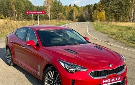KIA Stinger I, 2019 год, 2 390 000 рублей, 2 фотография