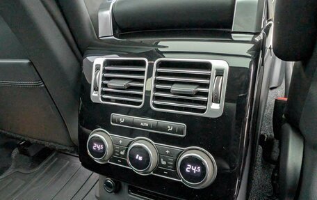 Land Rover Range Rover IV рестайлинг, 2014 год, 3 997 000 рублей, 17 фотография