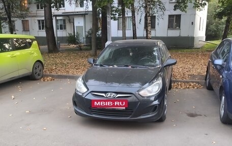 Hyundai Solaris II рестайлинг, 2011 год, 770 000 рублей, 7 фотография