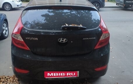 Hyundai Solaris II рестайлинг, 2011 год, 770 000 рублей, 4 фотография